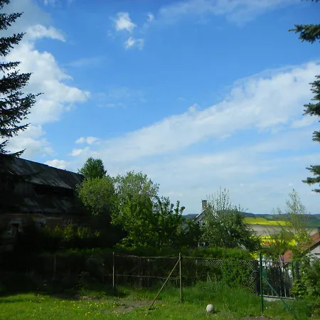 Ferienhaus Waldfriede 度假居 *